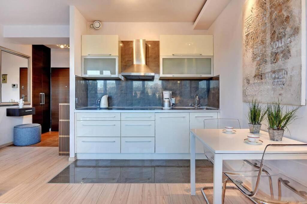 Central Apartments-Gdansk&Sz7/5 Ngoại thất bức ảnh